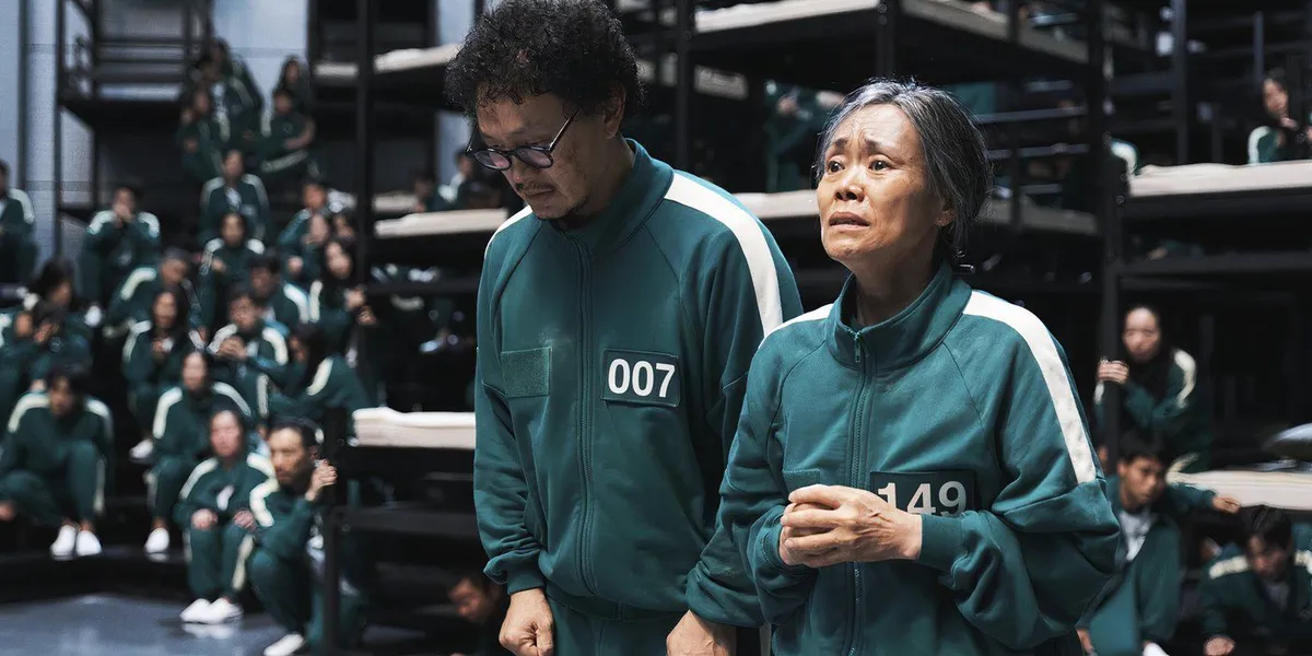 Yang Dong-geun's Player 007 with his mother in Squid Game season 2