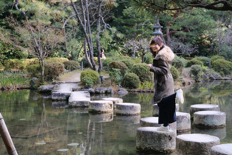 【京都】平安神宮：紀念建都千年而建！神苑櫻花夜櫻點燈＆楓葉必