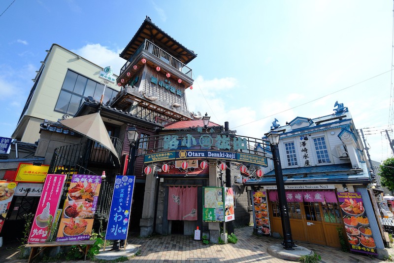 【北海道】小樽運河：搭遊覽船、看夜景、逛商店街，冬天點燈超漂