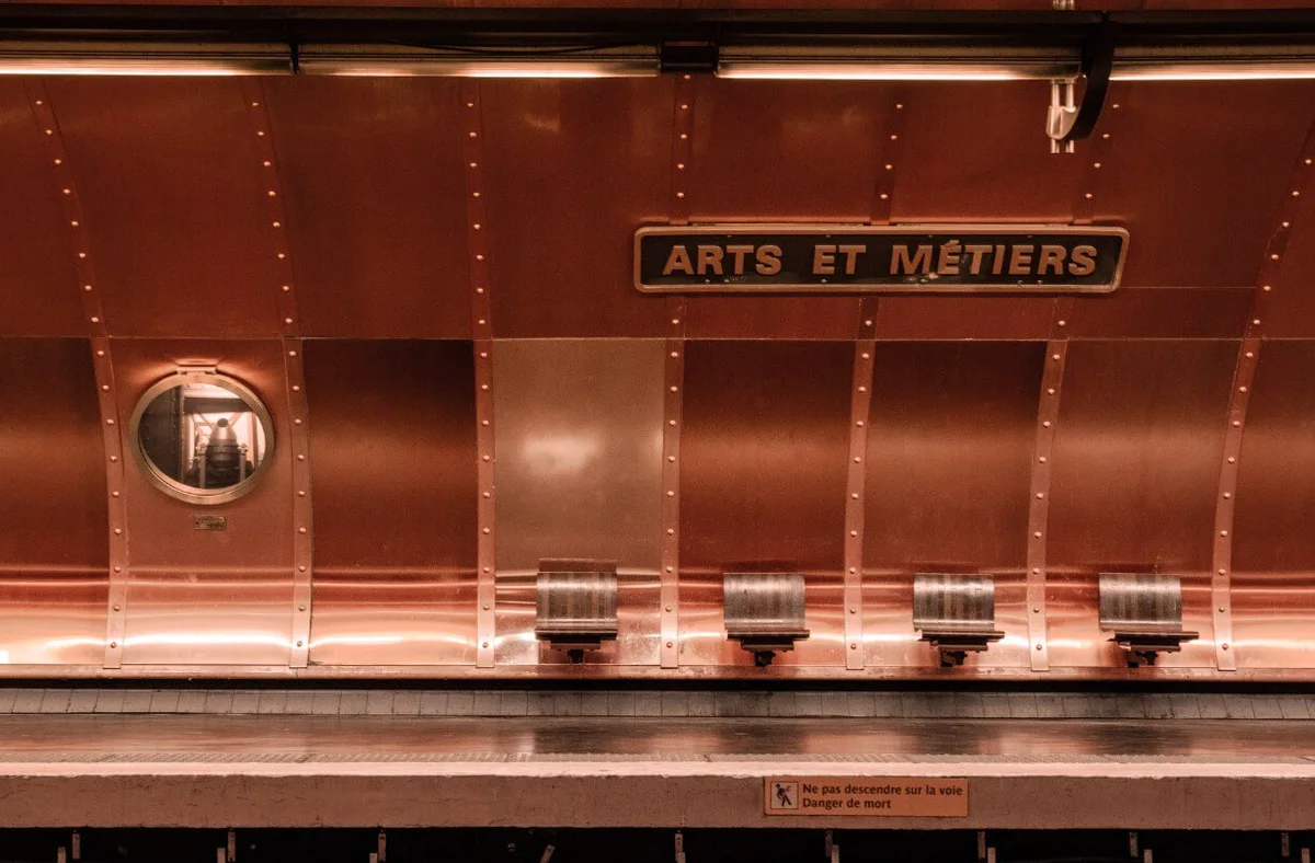 法國巴黎Arts et Métiers地鐵站。（圖／維基百科）