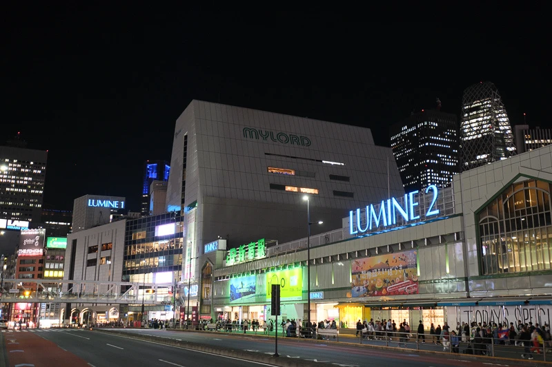 【新宿景點推薦】2024東京新宿一日遊行程！新宿御苑、歌舞伎