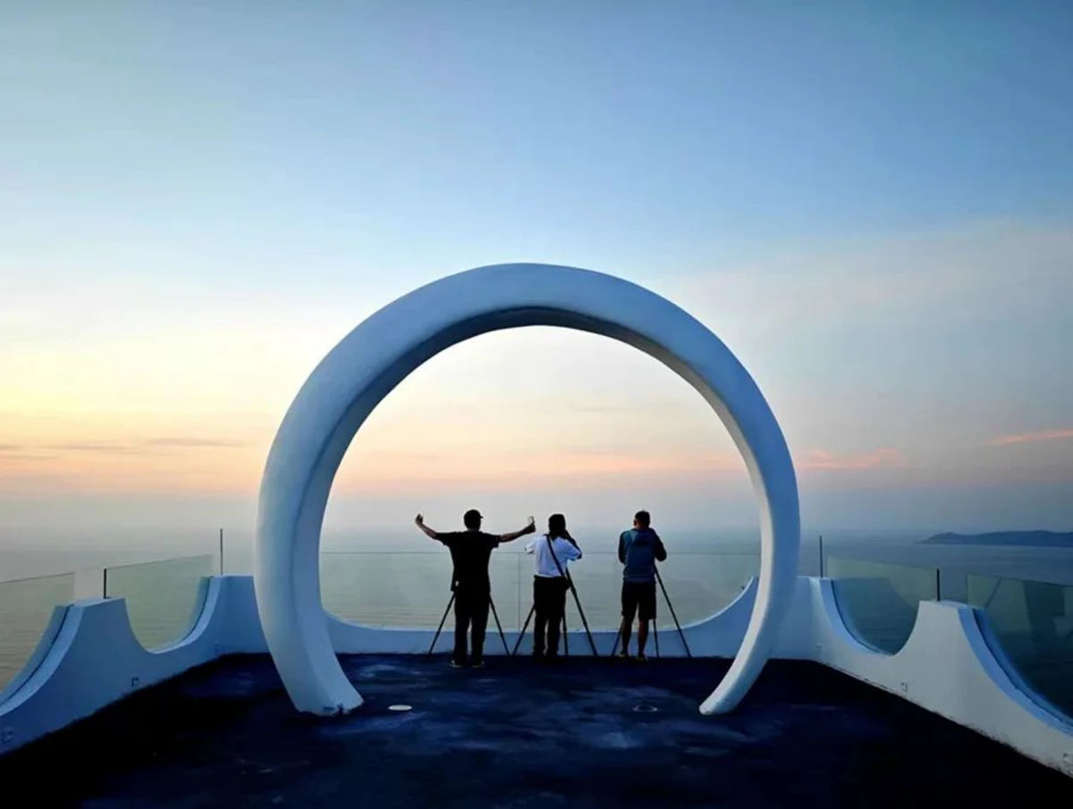 奔赴山海 无尽蓝绿丨1379 拷贝.jpg