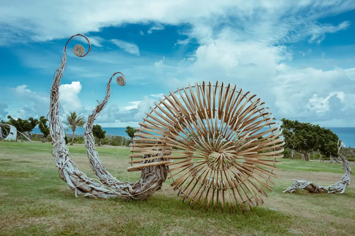 來自馬來西亞的藝術家陳抒漫在都歷遊客中心的作品「蕨處逢生Vitality in Ferns」。