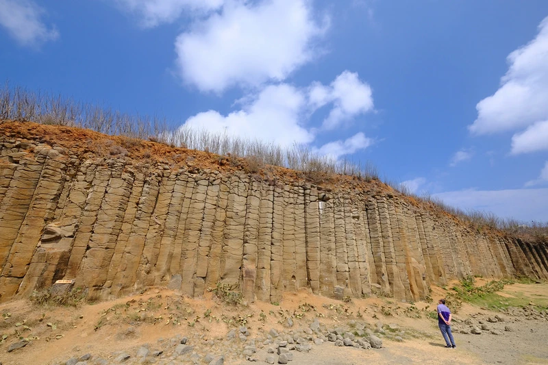 【澎湖池東】大菓葉柱狀玄武岩：沈睡千年壯麗景觀，地理課本真實