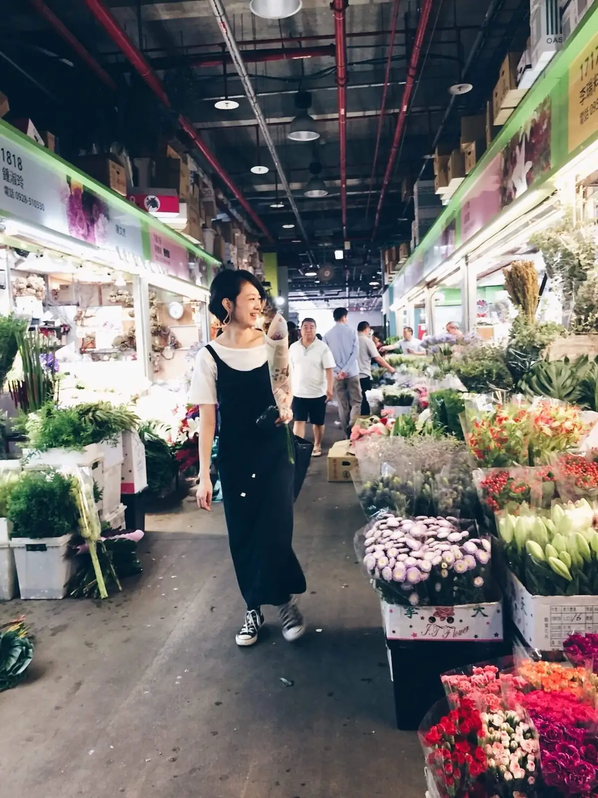 對張芝伊來說，花朵承載的意義除了美與創作，同時也是自我探照的媒介。