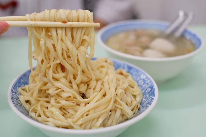 【羅東夜市必吃地圖】2024羅東美食推薦！羊肉湯、烤肉、蔥油