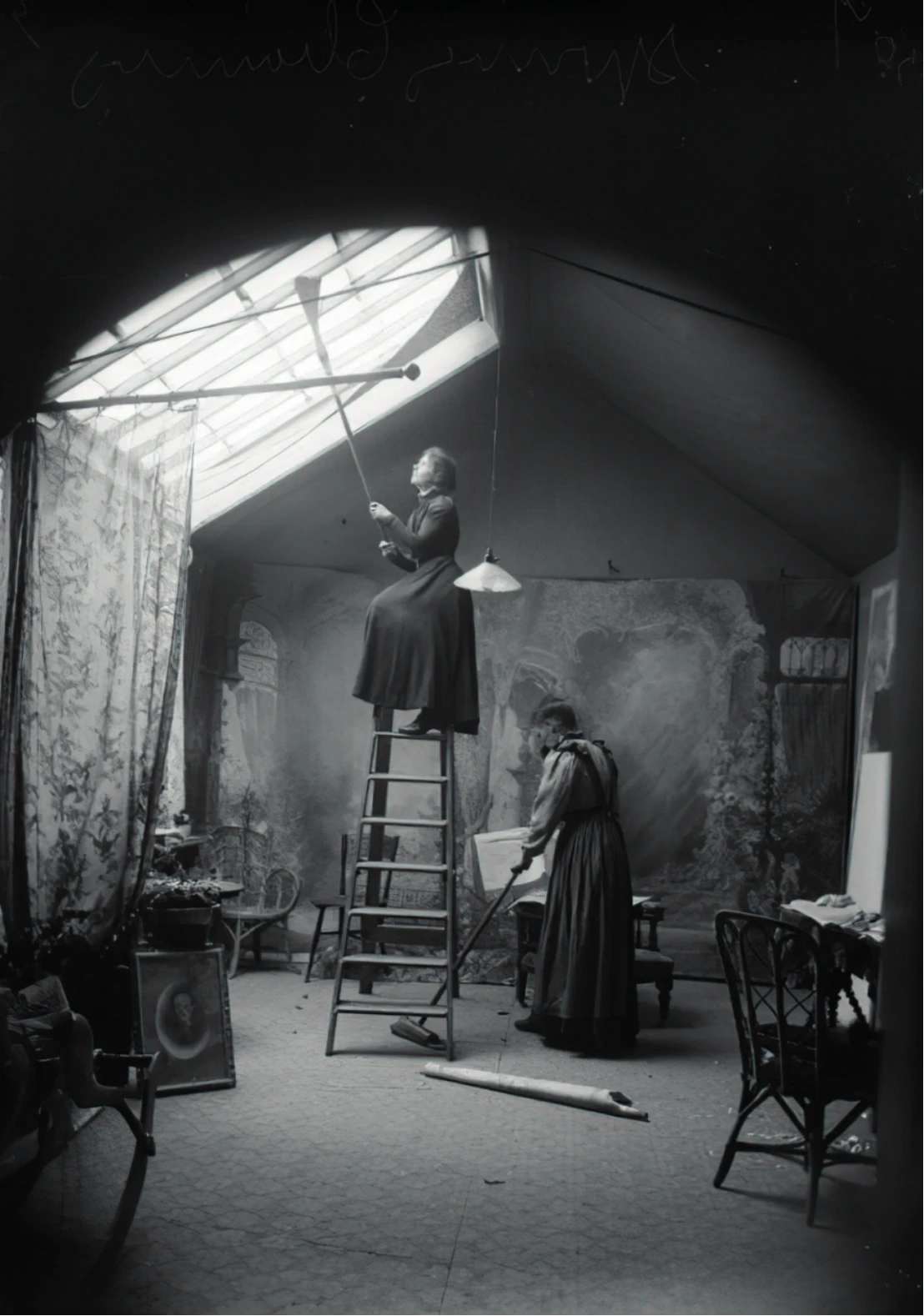 摘要359 拷贝.jpg