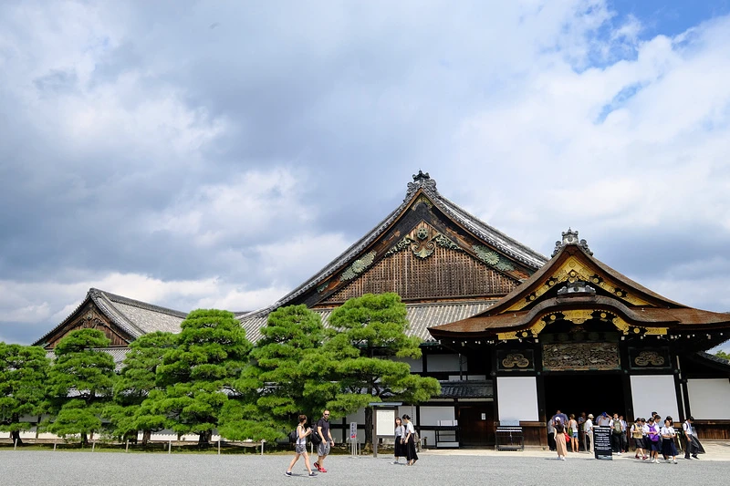 【京都】元離宮二條城：世界遺產！著名大政奉還場地，櫻花楓葉也