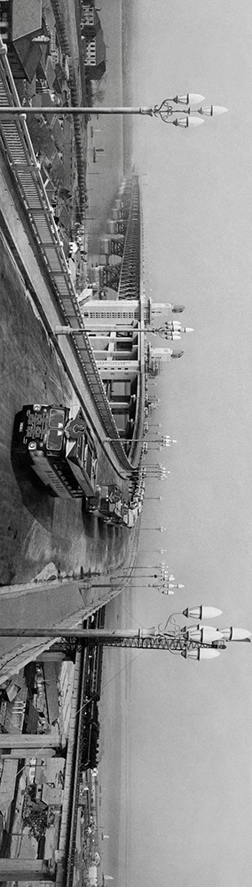 作为新中国第一代女摄影师14 拷贝.jpg