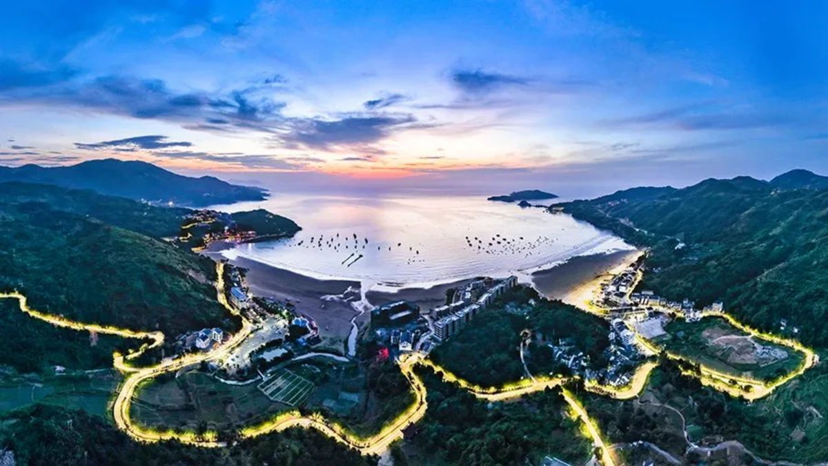 奔赴山海 无尽蓝绿丨32 拷贝.jpg