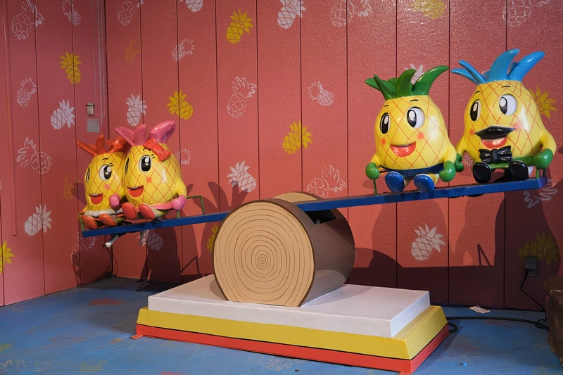 【沖繩】名護鳳梨園：逼真恐龍園區親子推薦＆搭超萌鳳梨電動車冒