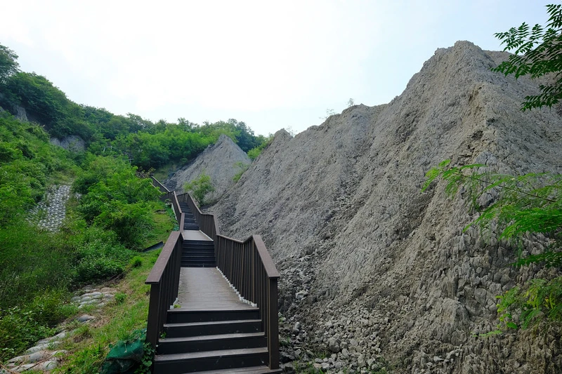 【高雄】田寮月世界地景公園一日遊：免門票天空步道＆土雞城推薦