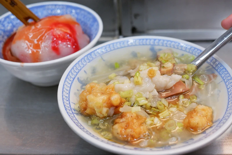 【新竹城隍廟美食】2024城隍廟夜市必吃推薦！鴨香飯、包子、