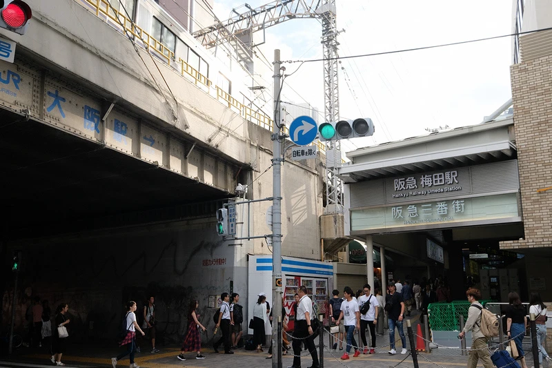 【大阪梅田】HEP FIVE摩天輪：用大阪周遊卡免門票！美食