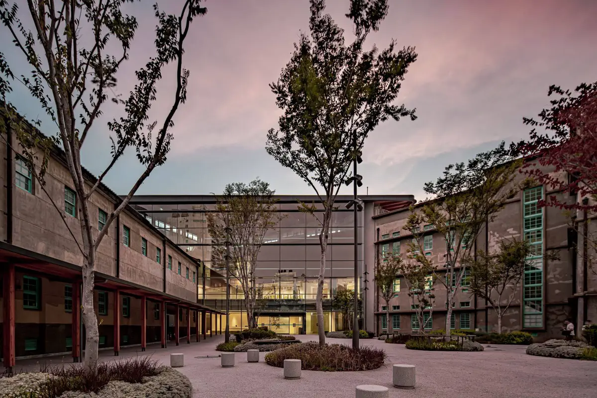 嘉美館正門。（圖/嘉義市立美術館提供）