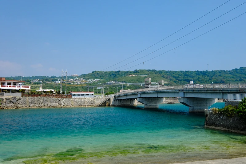 【沖繩】奧武島：貓島美食交通全攻略！暗藏美味天婦羅的純樸小漁