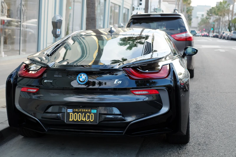 【2025美國租車】便宜比價、保險費用、甲租乙還＆自駕注意事項攻略