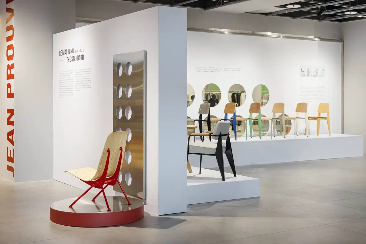 2025 年全新版本Antony Chair每張皆附專屬限量編號，對於追求原創精神與歷史脈絡的設計收藏者而言，是一次極具意義的經典回歸。