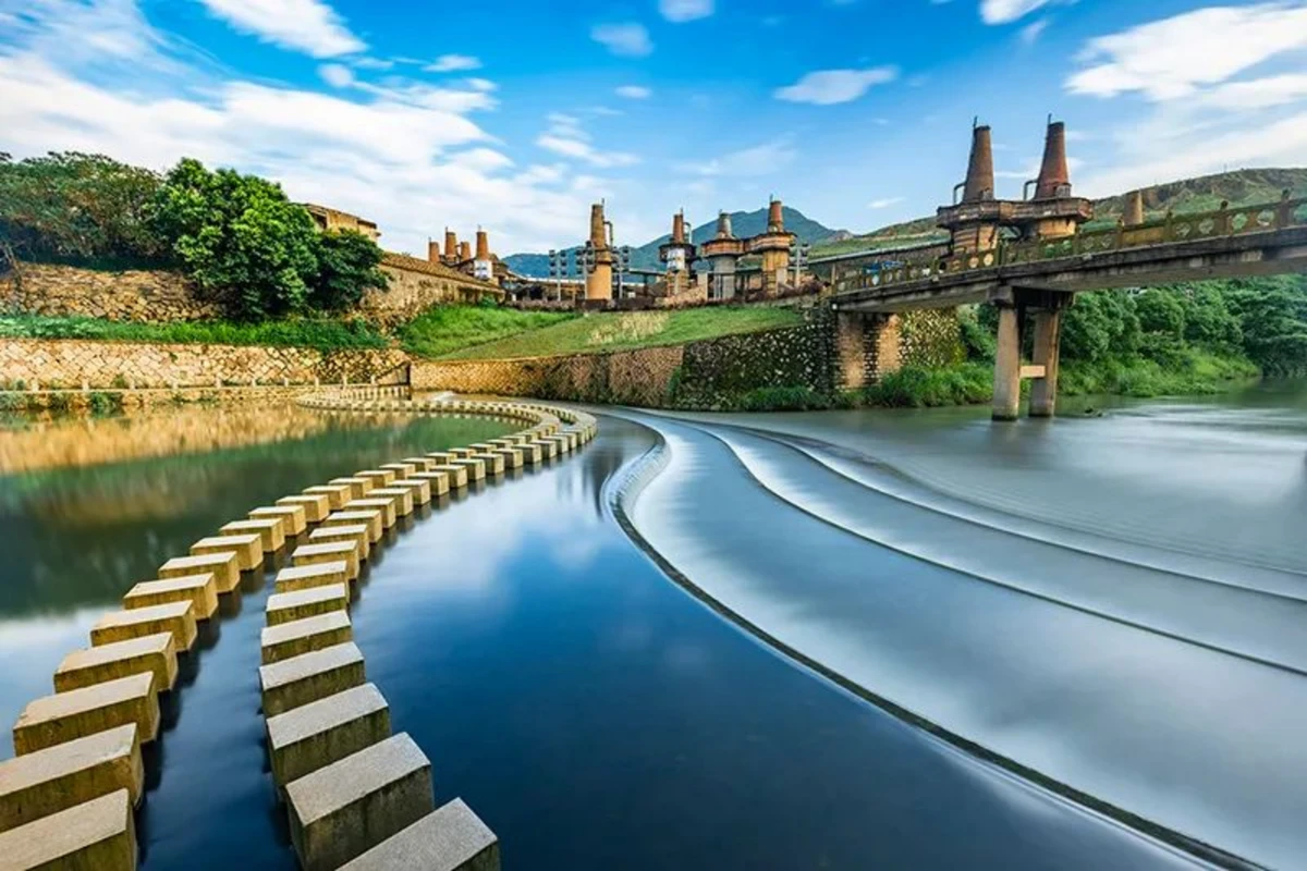 奔赴山海 无尽蓝绿丨2141 拷贝.jpg