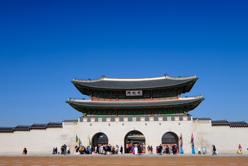 【首爾】景福宮：韓國最大宮殿！光化門、韓服體驗＆附近景點推薦