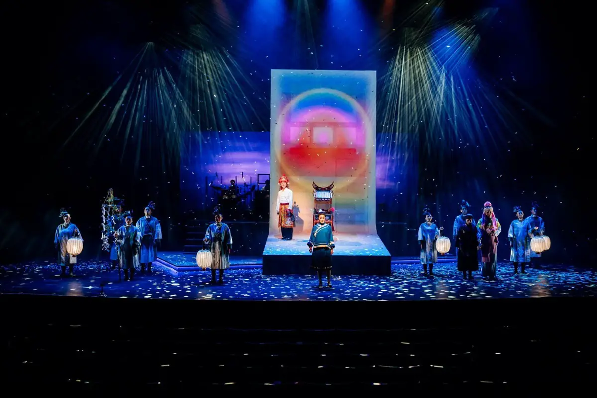 第22屆台新藝術獎入圍作品－《勸世三姊妹》躍演（衛武營國家藝術文化中心／提供）