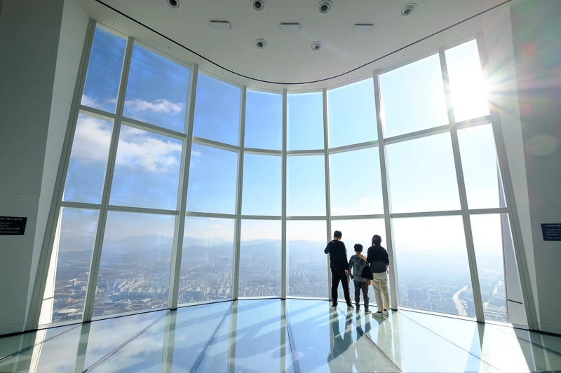 【首爾】樂天世界塔Seoul Sky：全球第三高觀景台！門票美食＆附近景點攻略