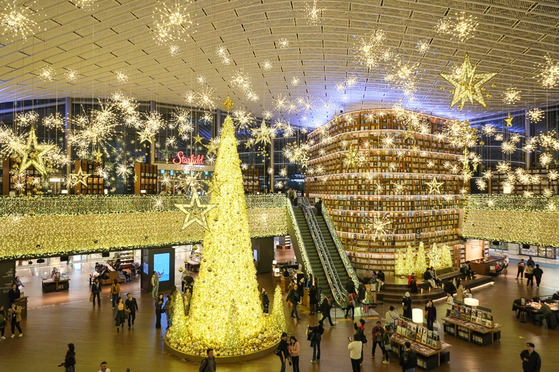 【韓國首爾】星空圖書館Coex Mall：巨無霸書架超吸睛！三成附近美食景點