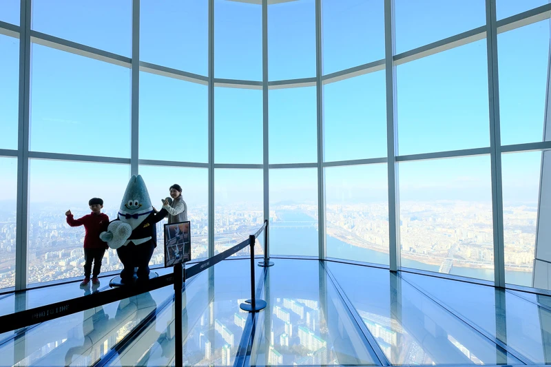 【首爾】樂天世界塔Seoul Sky：全球第三高觀景台！門票美食＆附近景點攻略