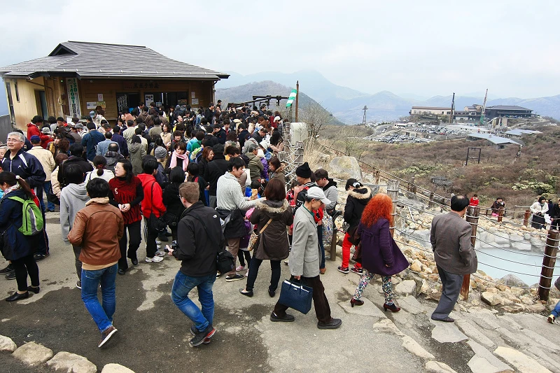 【箱根】大涌谷：纜車俯瞰地獄谷奇觀！必買黑蛋伴手禮＆美食交通