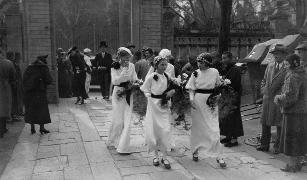 摘要1665 拷贝.jpg