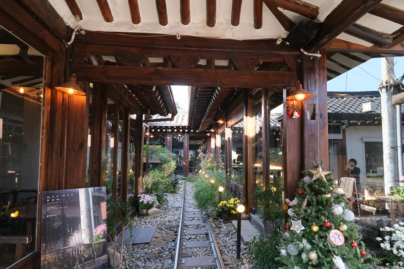 【首爾】益善洞韓屋村：Top10美食咖啡廳推薦！鹽可頌、手撕吐司＆鬼怪場景