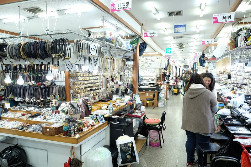 【韓國南大門市場】Top 6首爾南大門必吃美食＆必買童裝、草