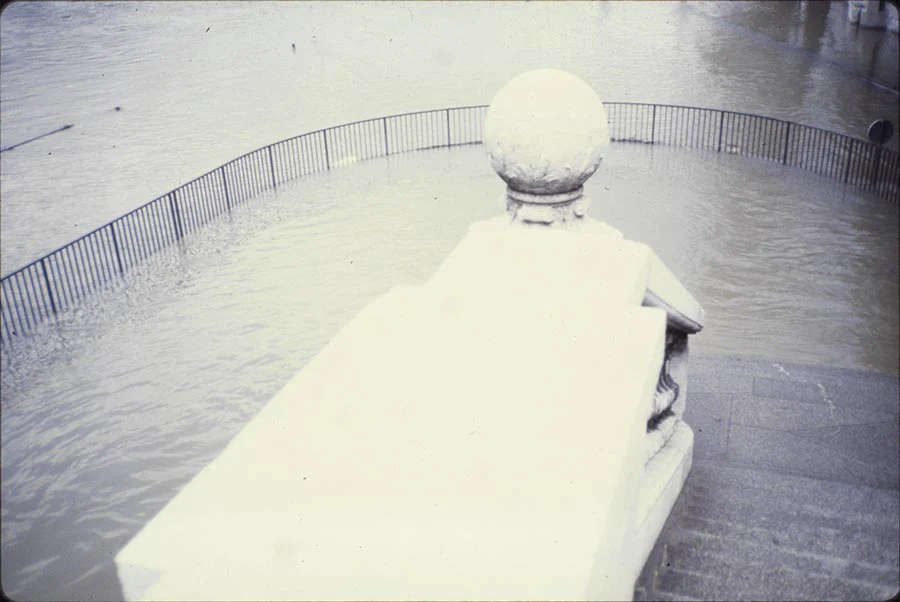 61.塞納河冬雪（巴黎）paris-1980.jpg
