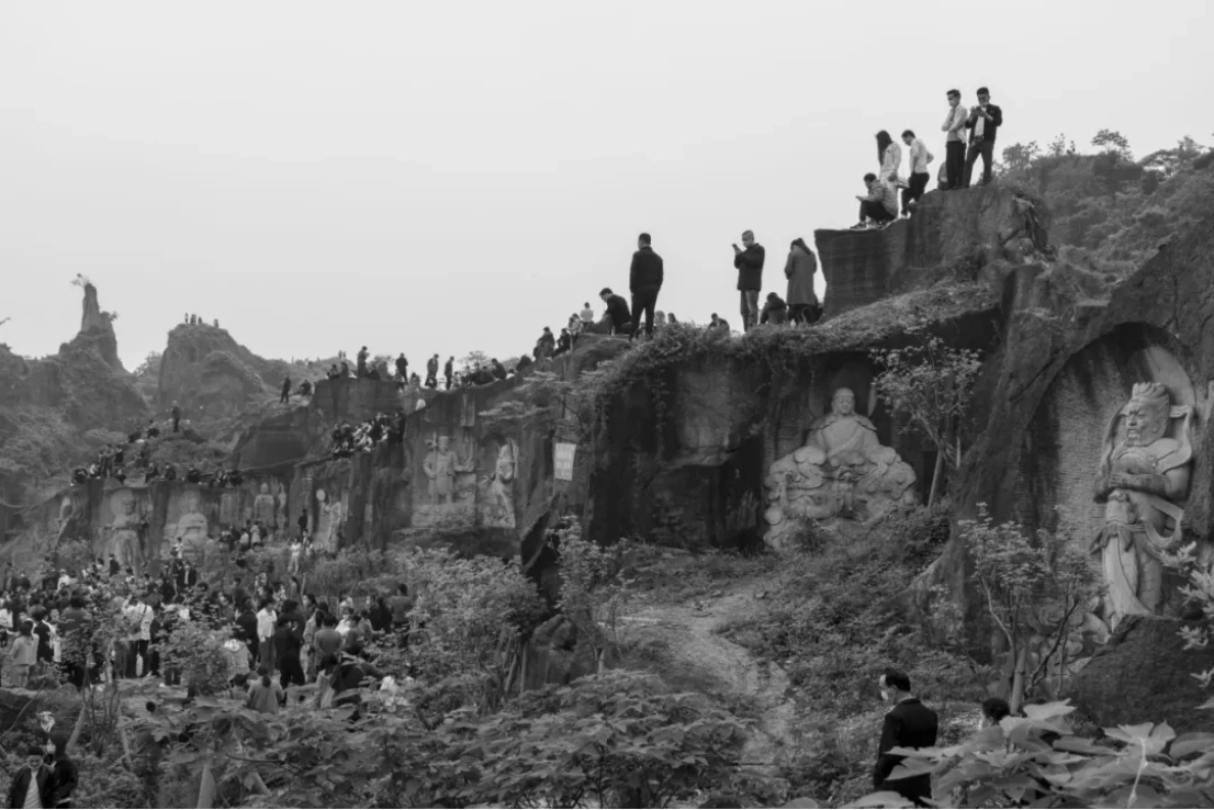 摘要4263 拷贝.jpg