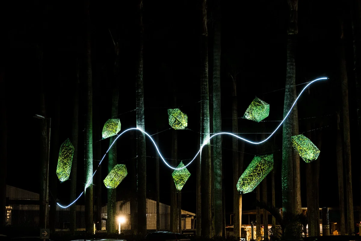 路瓦・里維拉的《沐光耀》 