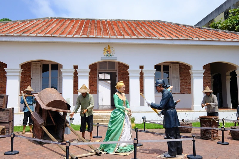 【高雄西子灣景點一日遊】2024西子灣夕陽秘境、美食餐廳、交