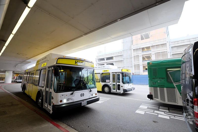 【洛杉磯租車推薦】洛杉磯機場租車經驗、便宜比價、保險＆注意事
