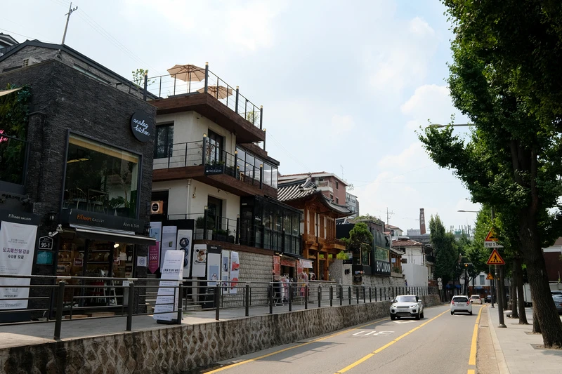 【韓國首爾】三清洞美食＆景點必看地圖！年糕鍋、麵疙瘩、鬼怪全