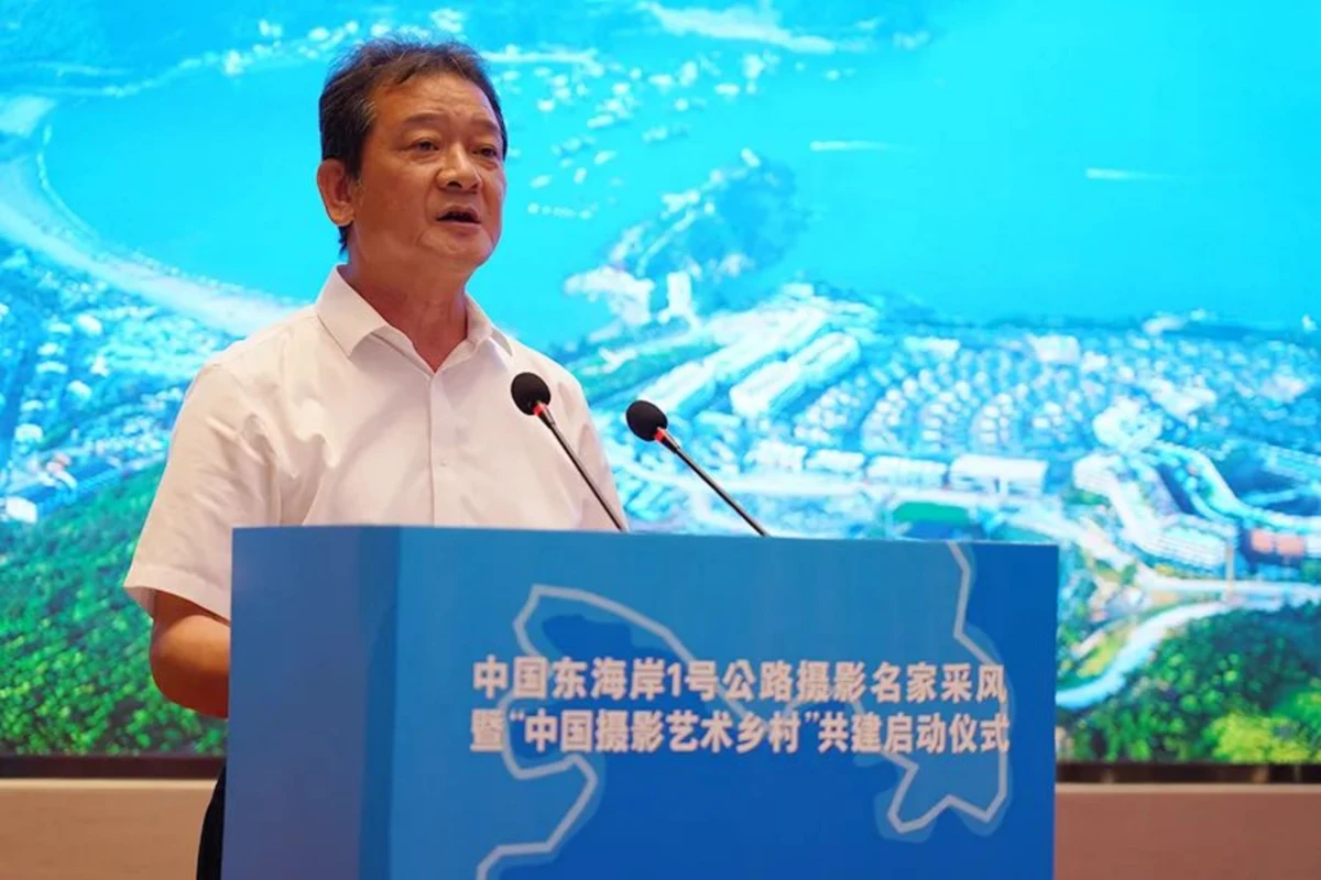 奔赴山海 无尽蓝绿丨711 拷贝.jpg