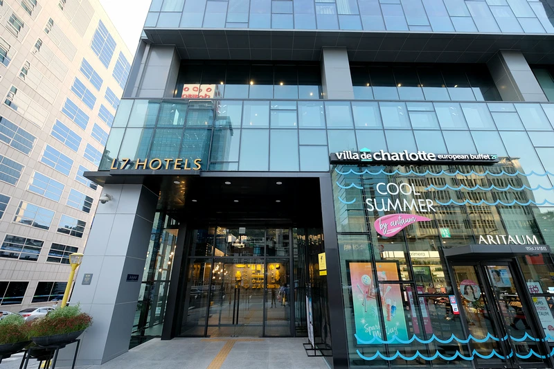 【首爾】明洞樂天L7飯店：機場巴士在門口！開窗首爾塔，時尚新