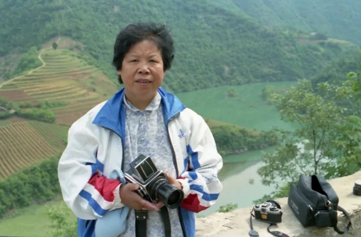 作为新中国第一代女摄影师14998 拷贝.jpg