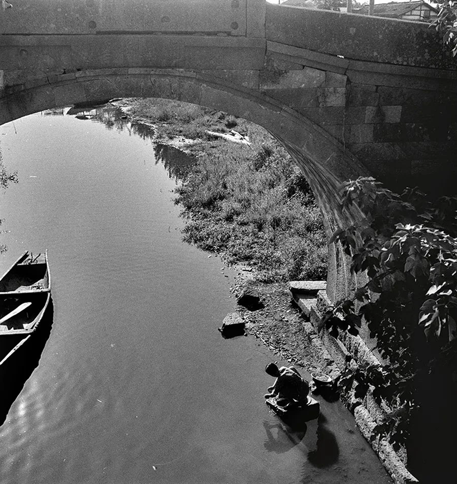 摘要2421 拷贝.jpg