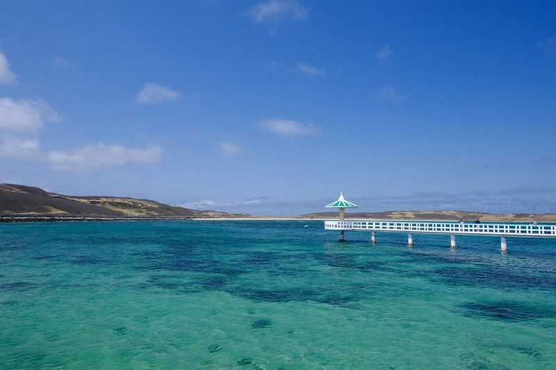 【澎湖】小池角雙曲橋：台版馬爾地夫美譽！潮汐選漲潮湛藍海水美