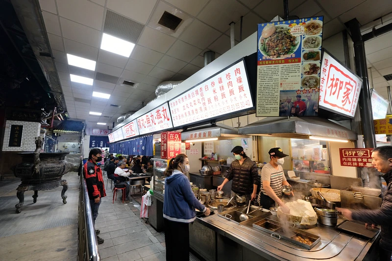 【新竹城隍廟美食】2024城隍廟夜市必吃推薦！鴨香飯、包子、
