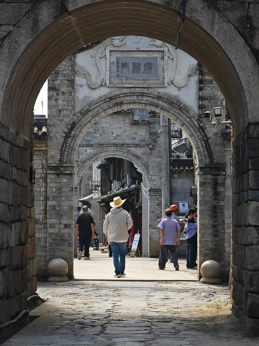 奔赴山海 无尽蓝绿丨12 拷贝.jpg