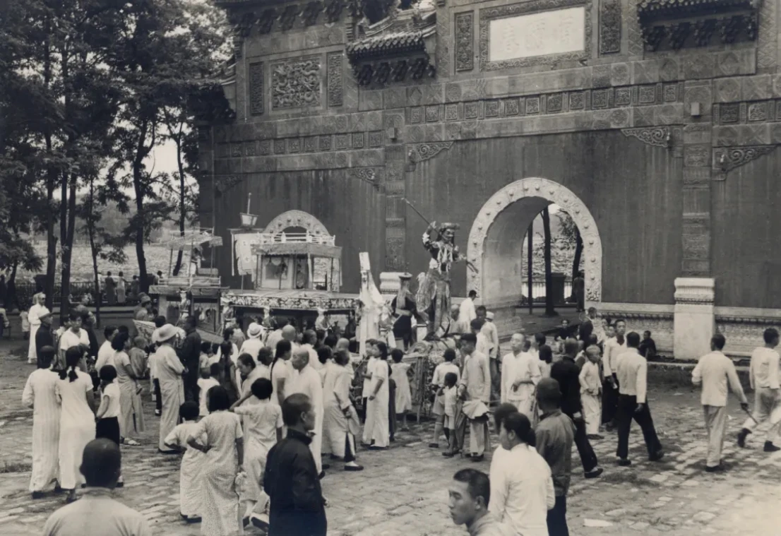 摘要1304 拷贝.jpg