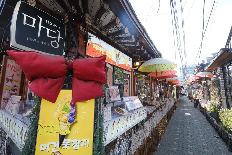 【首爾】益善洞韓屋村：Top10美食咖啡廳推薦！鹽可頌、手撕吐司＆鬼怪場景