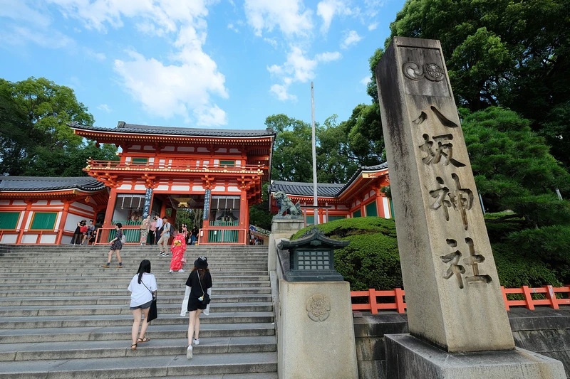 【京都】八坂神社：總本社地位非凡！祇園祭舉辦地＆結緣變美聖地