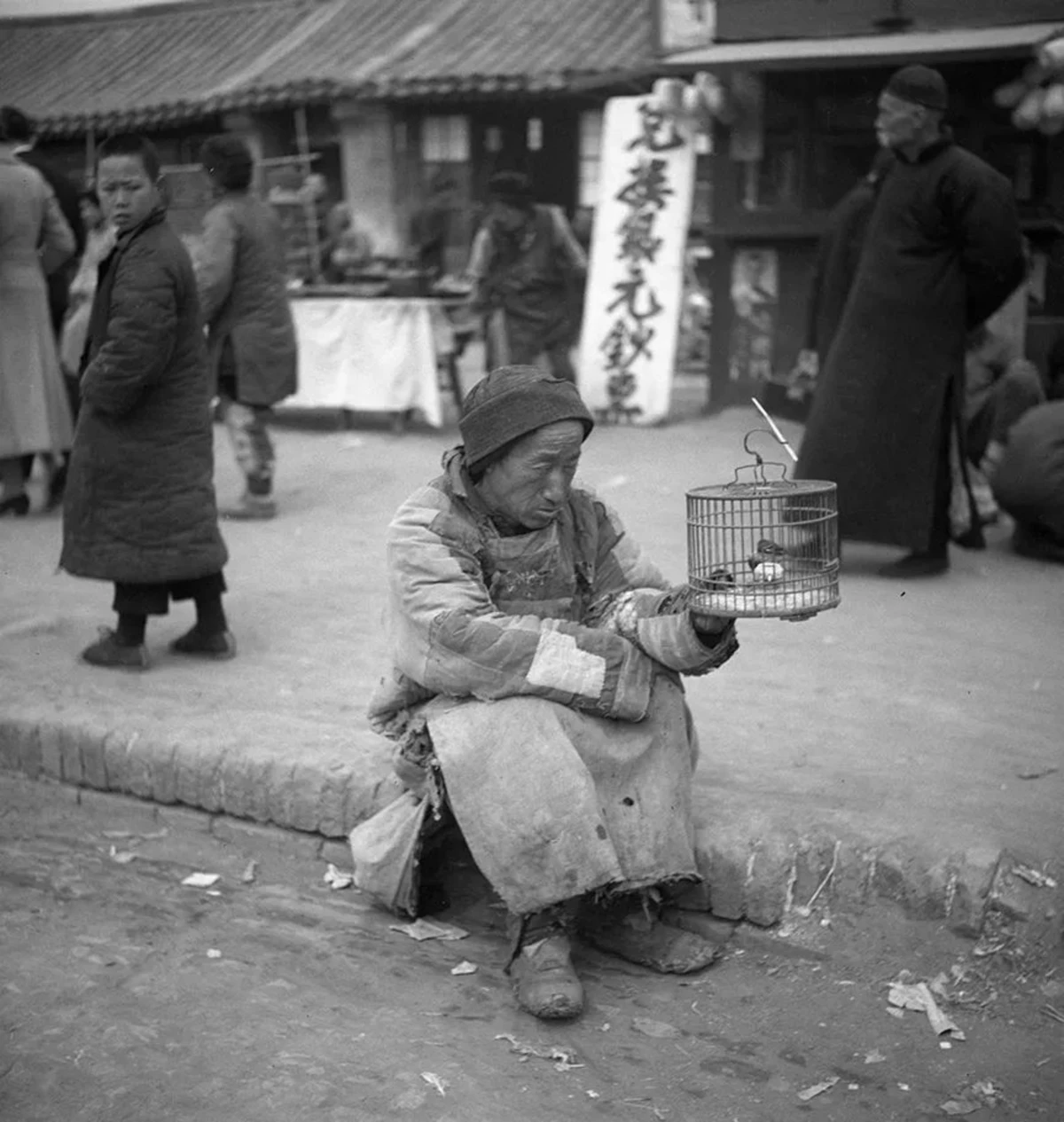 摘要1002 拷贝.jpg