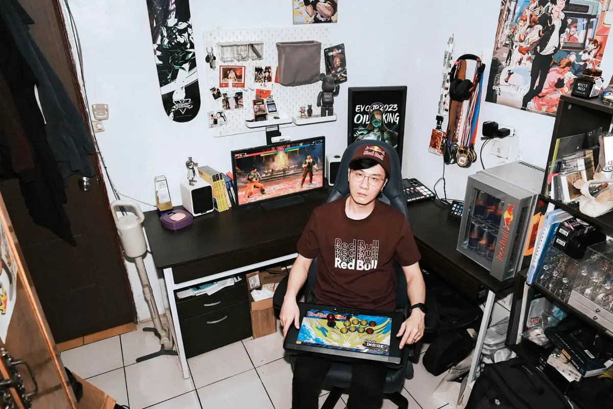 專職《快打旋風》系列的林立偉是Red Bull贊助的手為台灣電競選手。